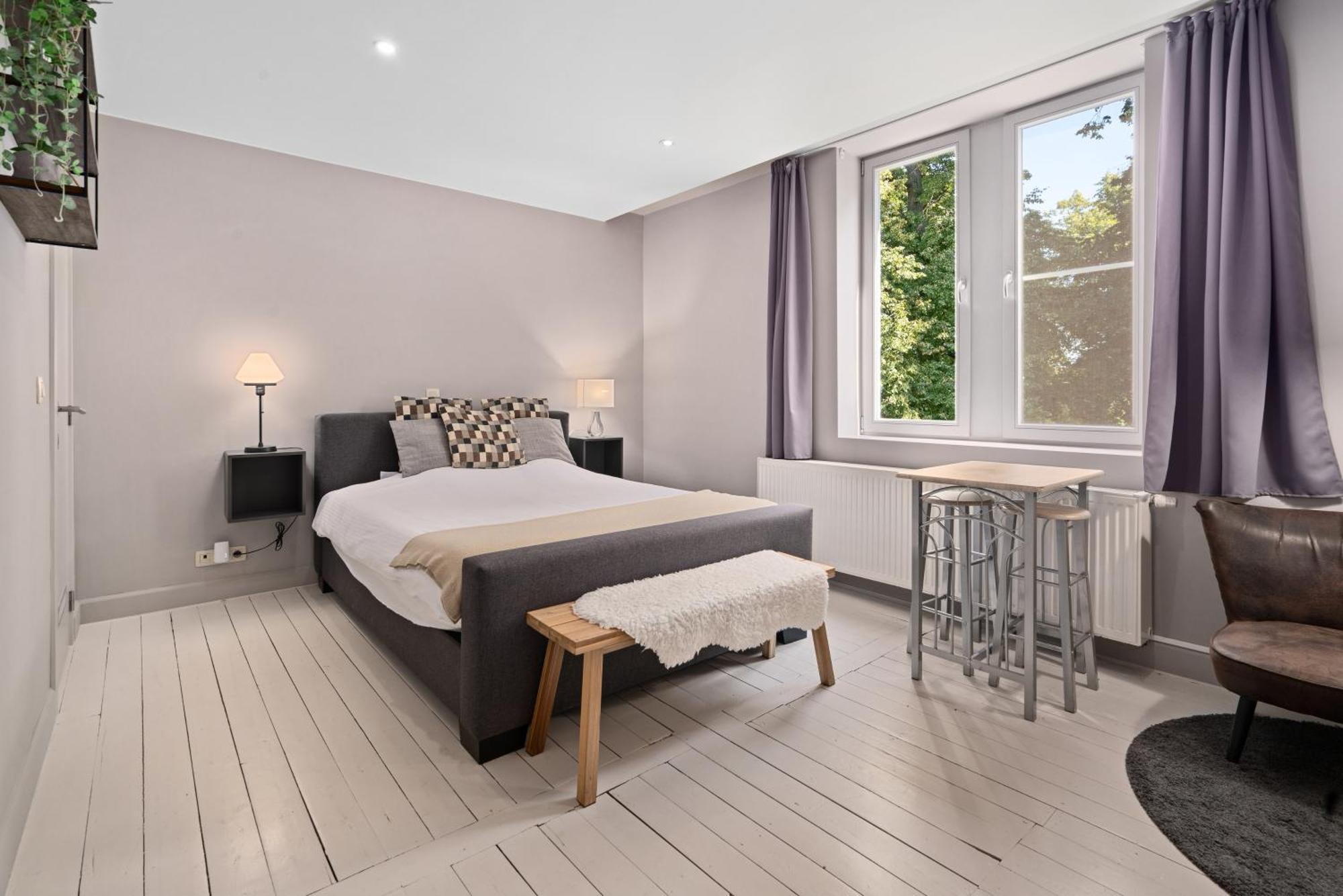 Spacious Guest Suites Near Historic Market - 5 Min Walk 布鲁日 外观 照片